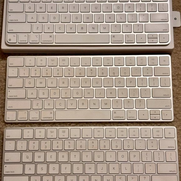 2021 iMac 24” M1 (8 CPU/8 GPU) w/Touch ID +Magic Trackpad + Magic Mouse 2+EXTRAS - Picture 7 of 10